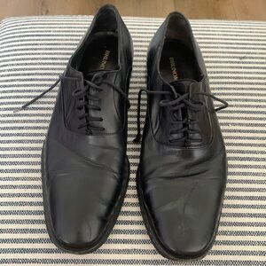Great looking Bruno Magli men’s oxfords